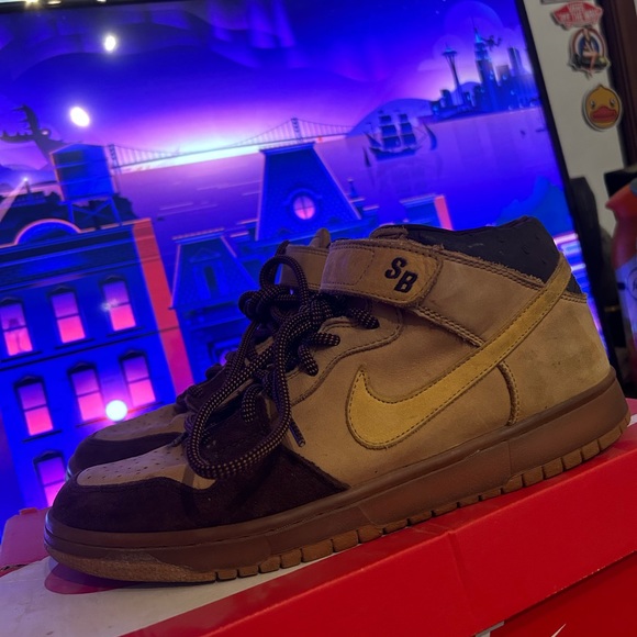 Nike SB Dunks - Picture 4 of 6